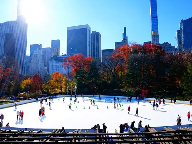 Schlittschulaufen in New York - Central Park