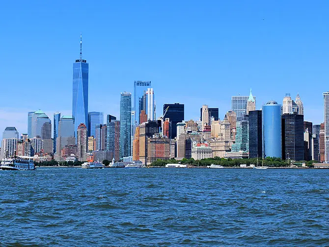 Circle Line Liberty Bootstour (60 Minuten) - Skyline