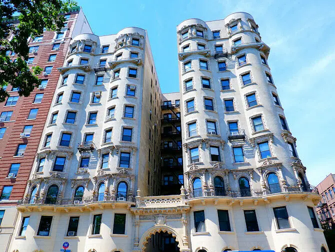 Was kann man in der Upper West Side machen - Sandstein
