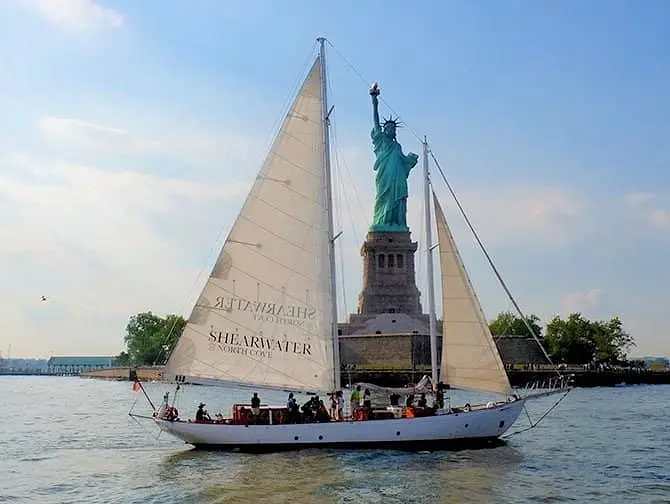 Champagnerbrunch Segeltour am Wochenende