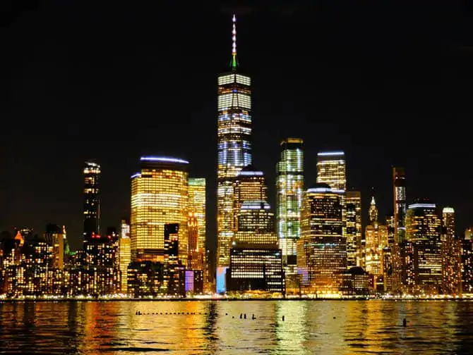 Freedom Tower / One World Trade Center - Nacht