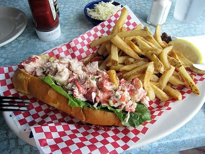 Tagesausflug von New York nach Boston mit dem Bus - Lobster Roll in Boston