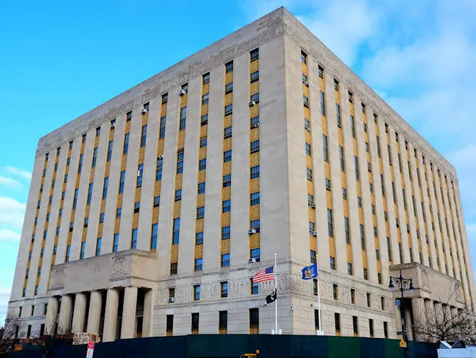 Bronx Supreme Court bei Bronxtour