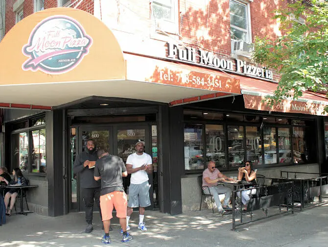 Die Bronx Tour - Gebäude in der Bronx in New York