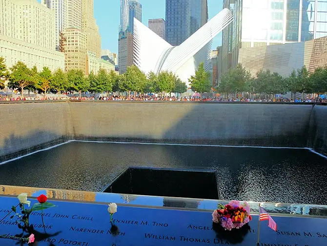 9/11 Memorial am Ground Zero - Rosen