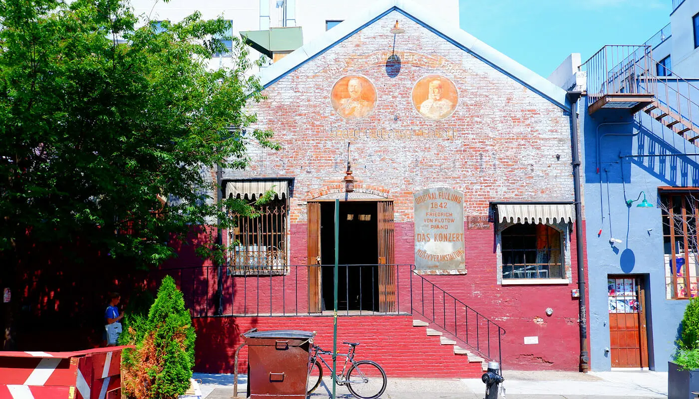 Biergarten in New York - Radegast Hall