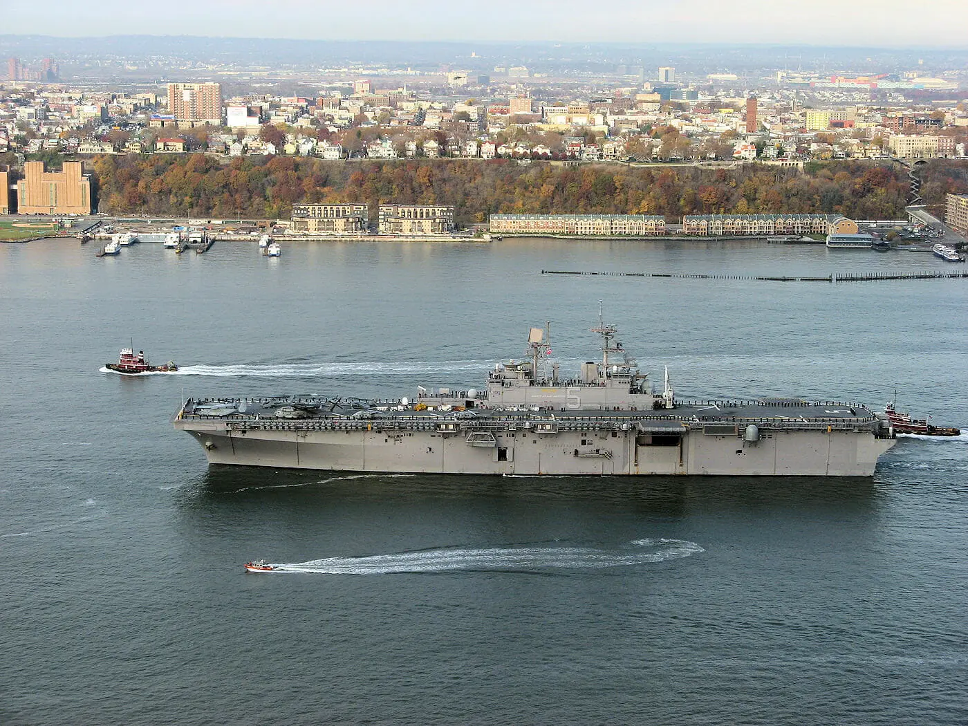 Fleet Week in New York - Schiff