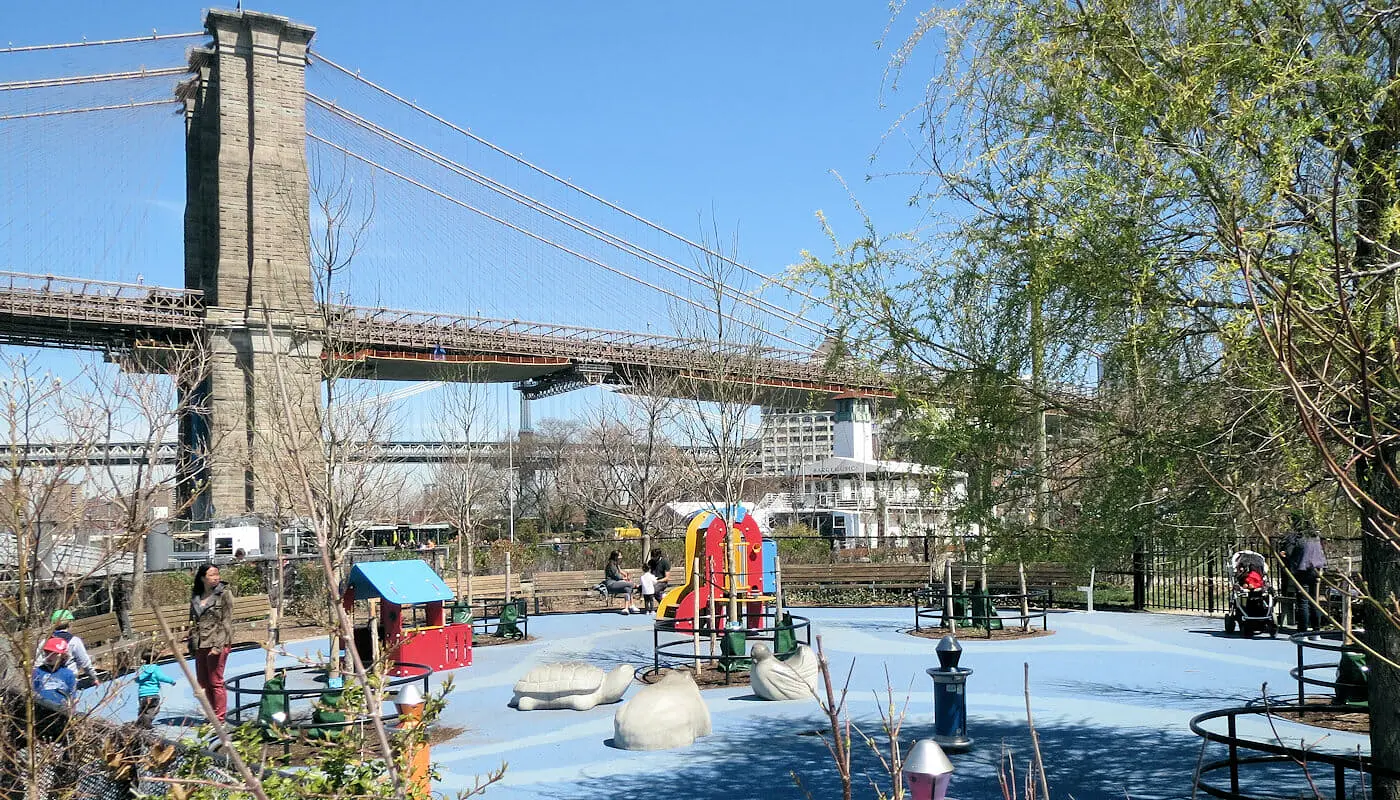 Spielplätze in New York - Pier 1 Spielplatz