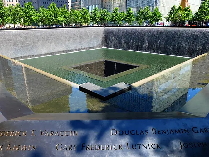 Financial District Tour in NYC - 9/11 Memorial