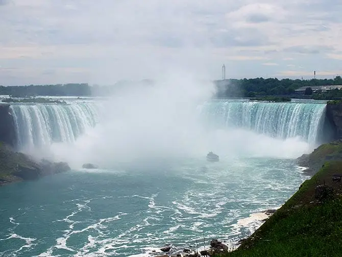 New York zu den Niagarafällen Zweitägiger Ausflug