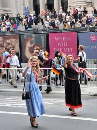 Die German-American Steuben-Parade in New York - Dirndl