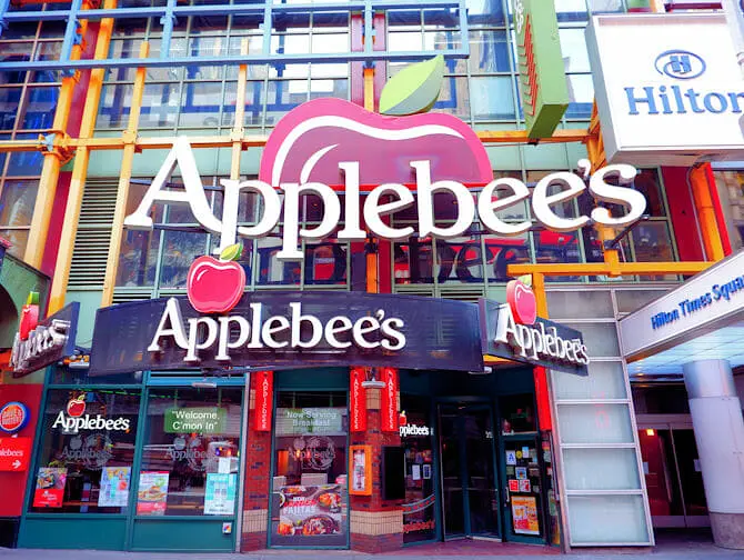 Mit Kindern in NYC essen gehen - Applebees