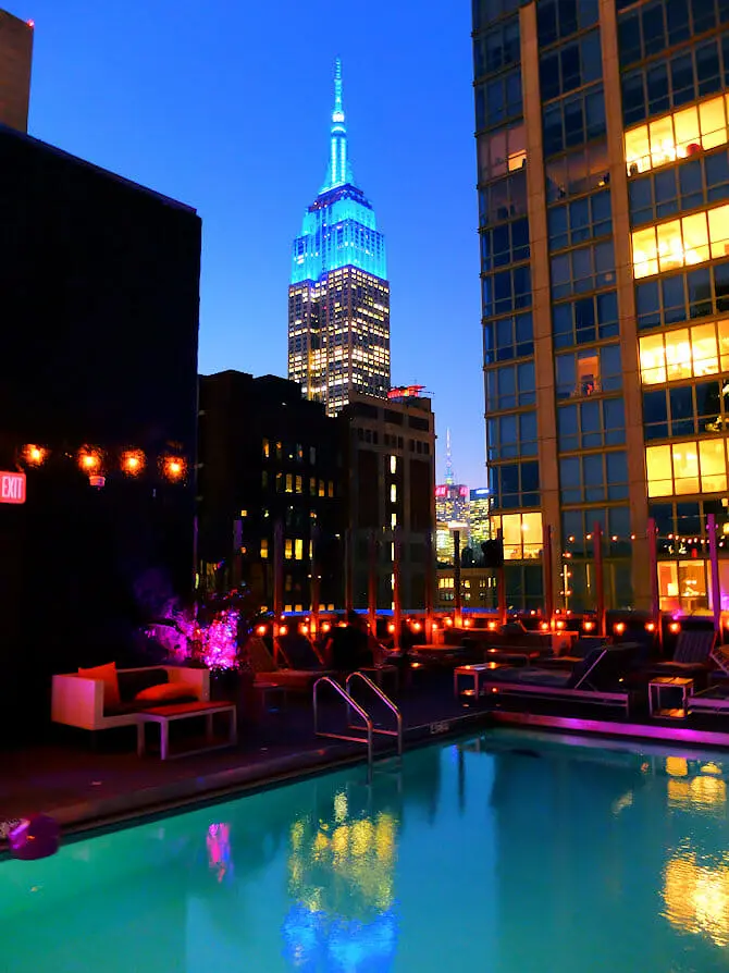 Schwimmen gehen in New York - Royalton Hotel