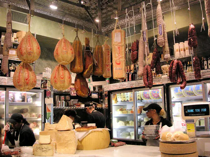 Kulinarische Tour durch Chinatown und Little Italy - Italienischer Käse