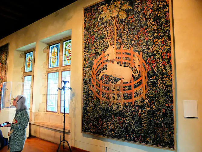 Met Cloisters in New York - Wandteppich