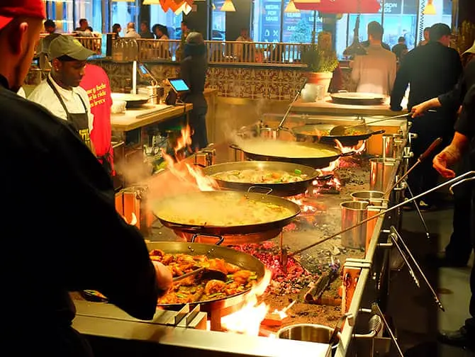 Was kann man in Hudson Yards machen - Mercado Little Spain