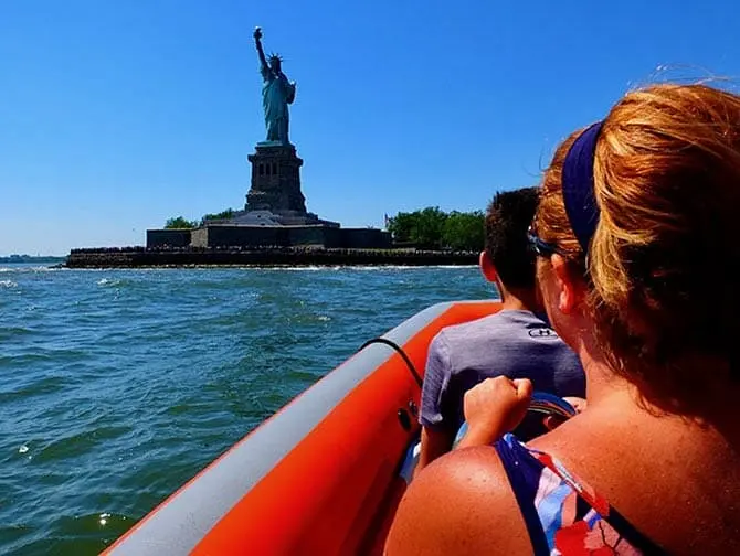 High Speed Bootstour in New York