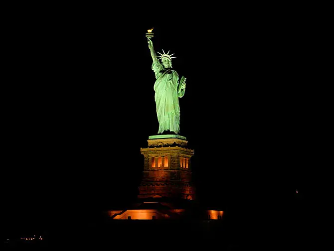 Bootstour zur Weihnachtszeit in New York - Freiheitsstatue