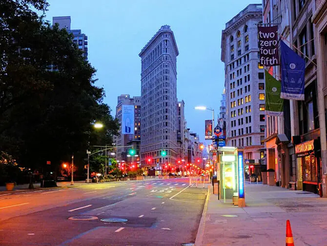 Flatiron Building in New York Flatiron Building am Abend