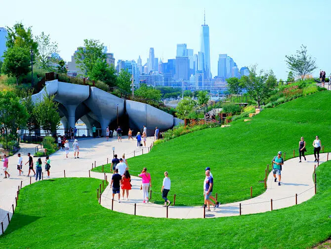 Little Island in New York - Grüne Oase