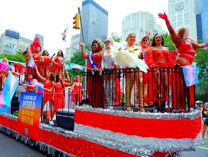 New York Pride (aka Gay Pride) - Festzug