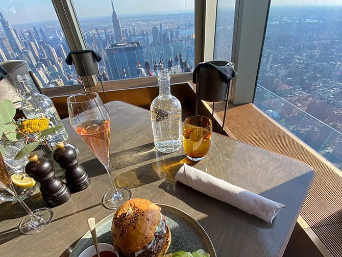 Die besten Burger in New York - Peak