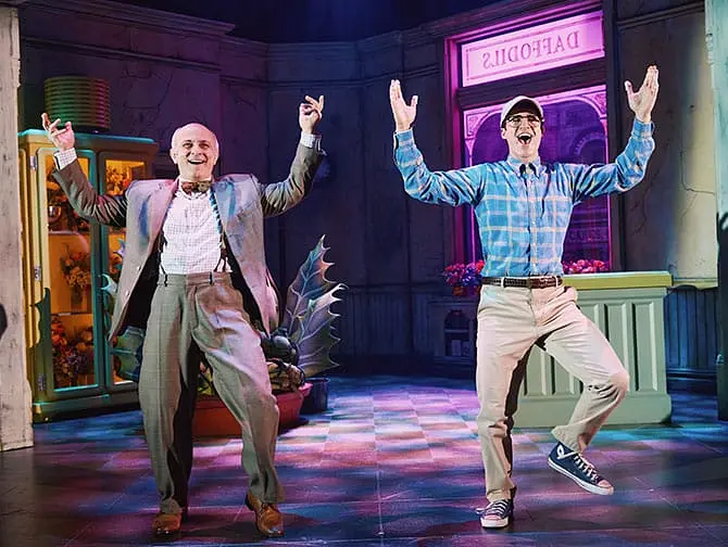 Little Shop of Horrors am Broadway Tickets - Seymour und Mr Mushnik