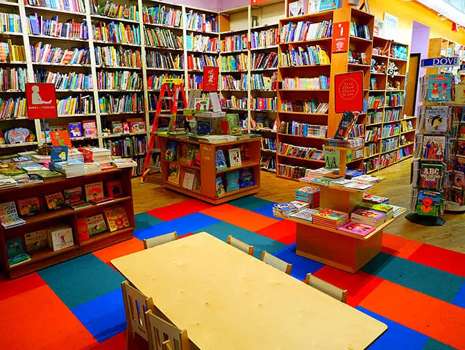 The Strand Bookstore in New York - Kinder