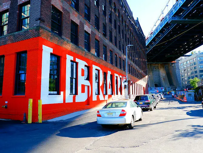Was kann man in Dumbo machen - Bibliothek