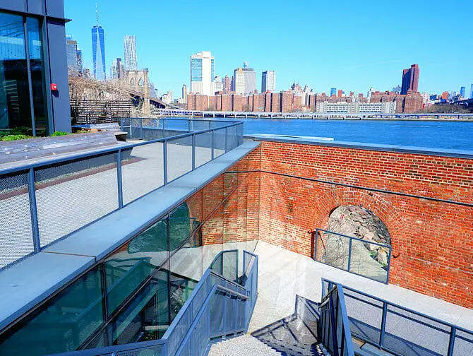 Was kann man in Dumbo machen- Dachterrasse