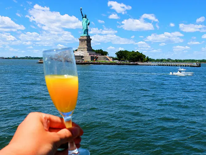 Brunch Cruise in New York - Freiheitsstatue