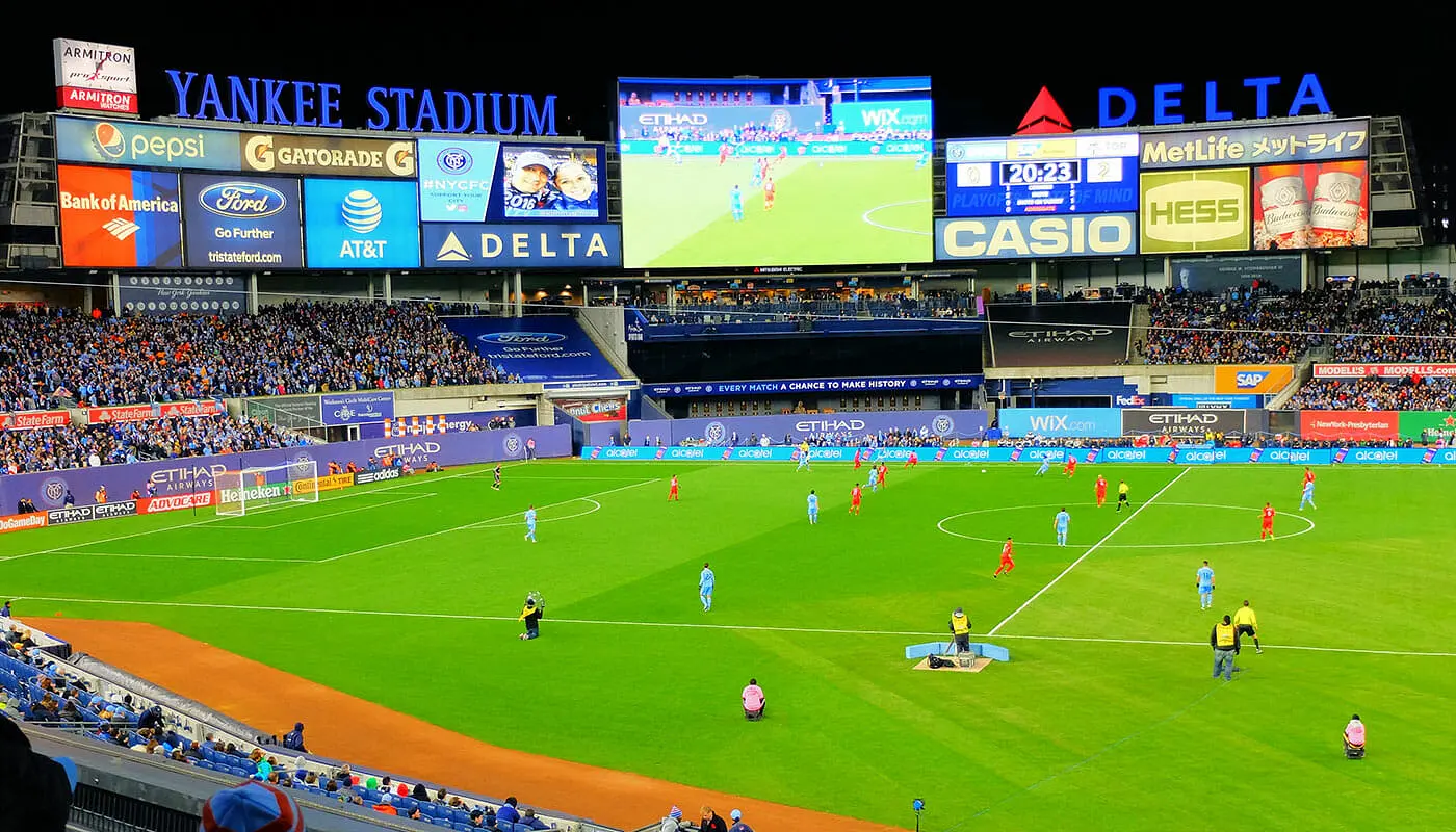 Yankee Stadion - Feld