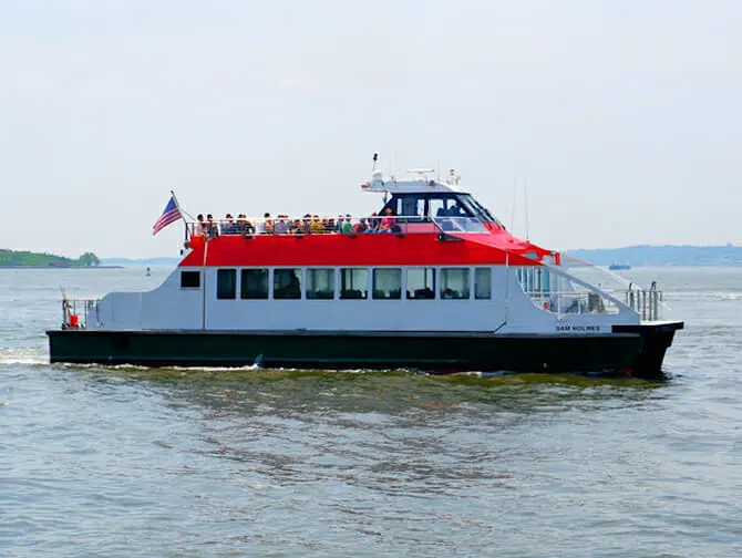 Circle Line: Liberty Super Express Bootstour (50 min) - Boot