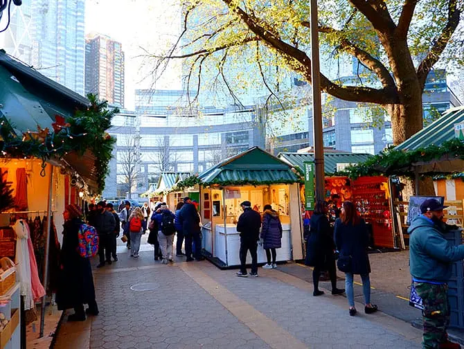 Weihnachtsmärkte in New York - Columbus Circle Draußen