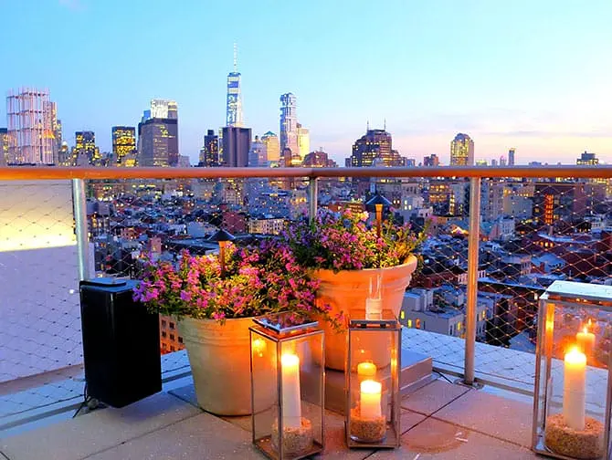 Valentinstag in New York - Am Abend ausgehen