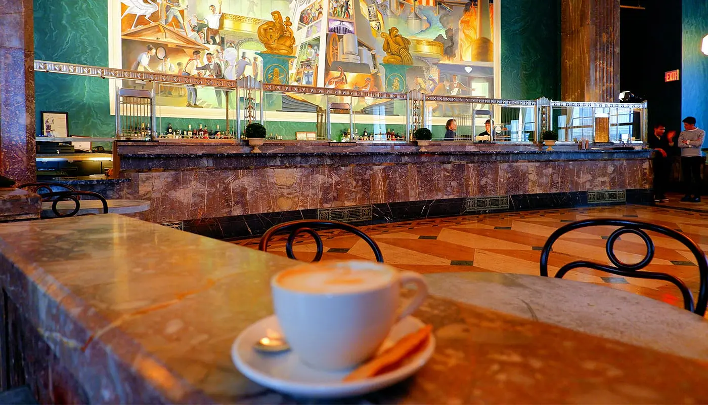 Die besten Caf&eacute;s in New York - Conwell Coffee Hall