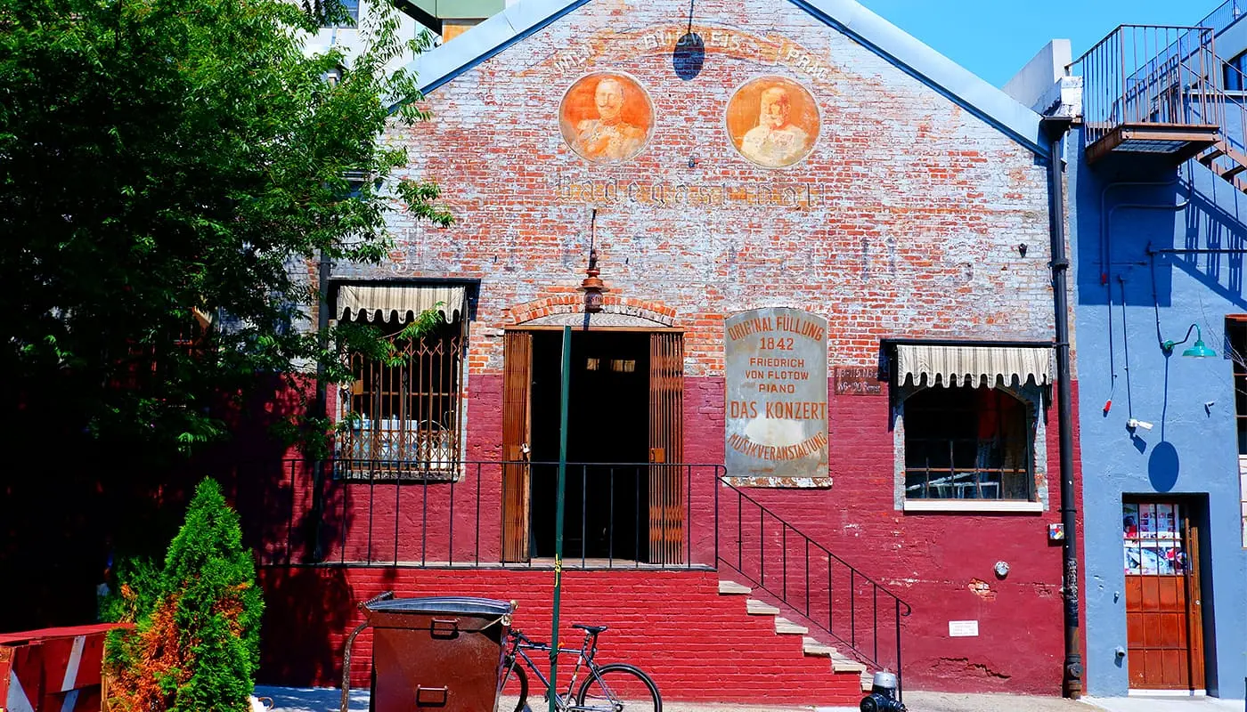 Brauereien in New York - Radegast Hall Biergarten