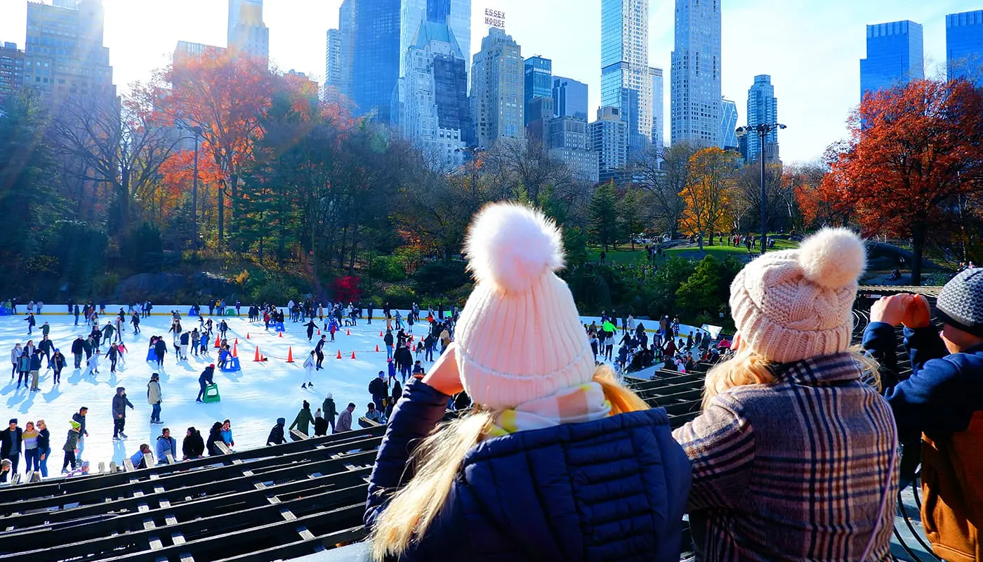 Tagesplanung für Weihnachtszeit in New York - Eislaufen im Central Park