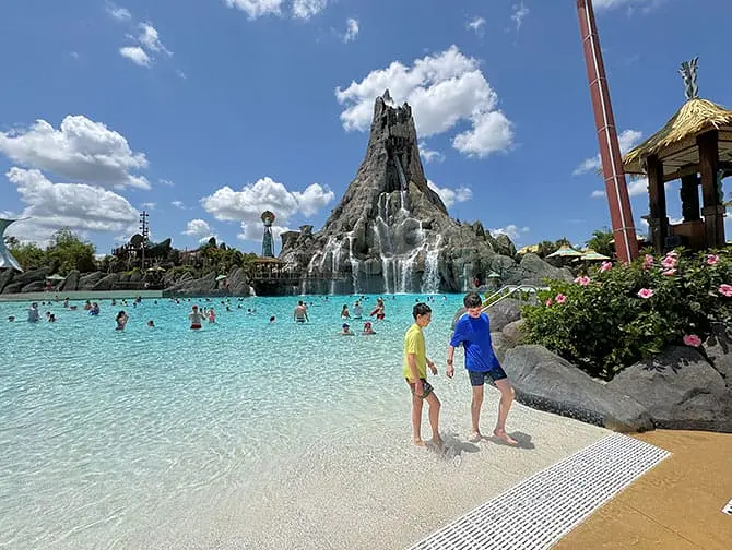 Kombireise New York und Orlando - Universal Studios Florida Volcano Bay