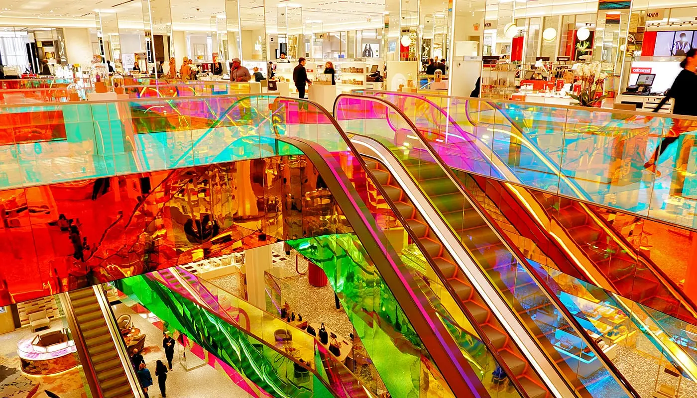Shoppen auf der Fifth Avenue - Saks Fifth Avenue