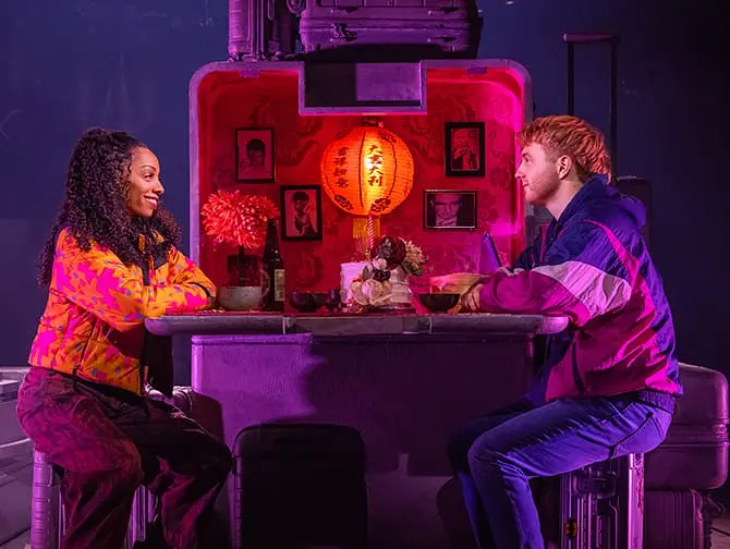 Two Strangers Carry a Cake Across New York on Broadway Tickets - Darsteller