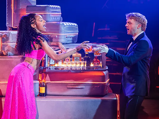 Two Strangers (Carry a Cake Across New York) am Broadway Tickets - Zweipersonen-Musical