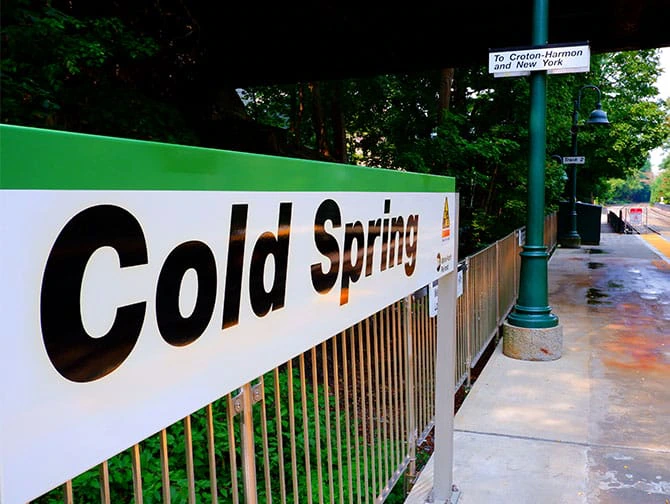 Kleinstadt Amerika: Tagesausflug nach Cold Spring in der Nähe von New York - Nehmen Sie den Zug nach Cold Spring