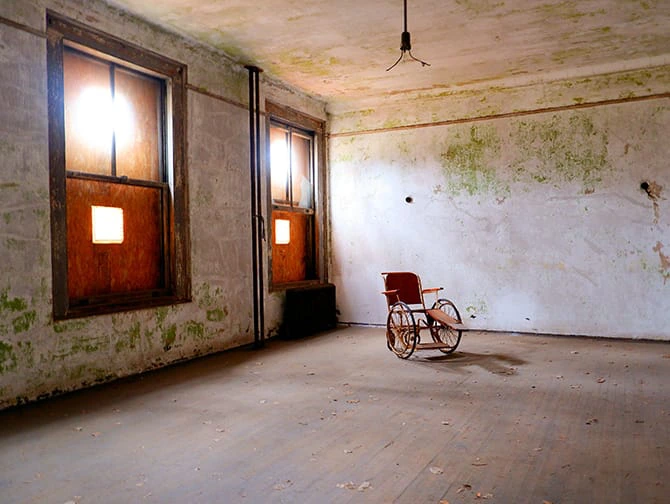 Ellis Island Hard Hat Tour in New York - Besuch des Ellis Island Krankenhauses