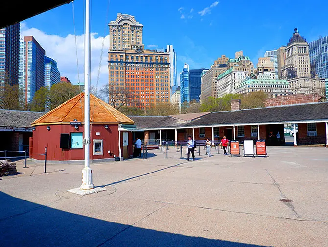  Castle Clinton in New York: Besuchen Sie die Festung kostenlos